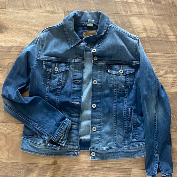Levi denim jacket